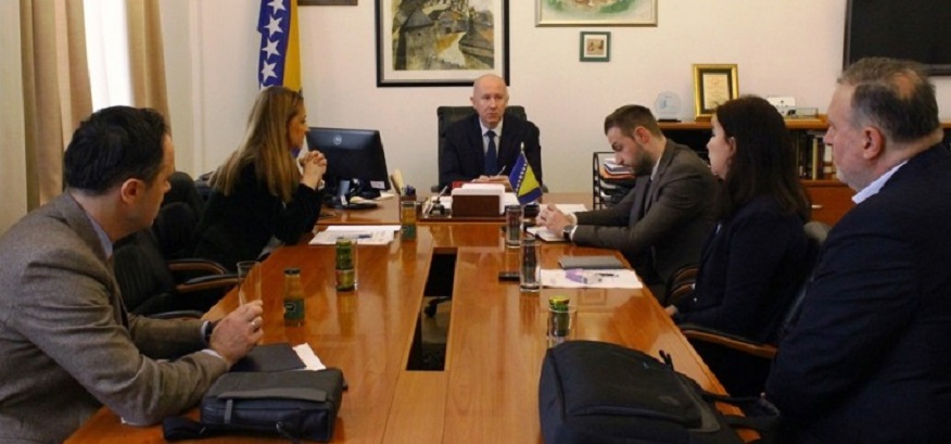 Dunović sa predstavnicima Vlade FBiH i Udruženja poslodavaca FBiH o usklađivanju Zakona o stečaju