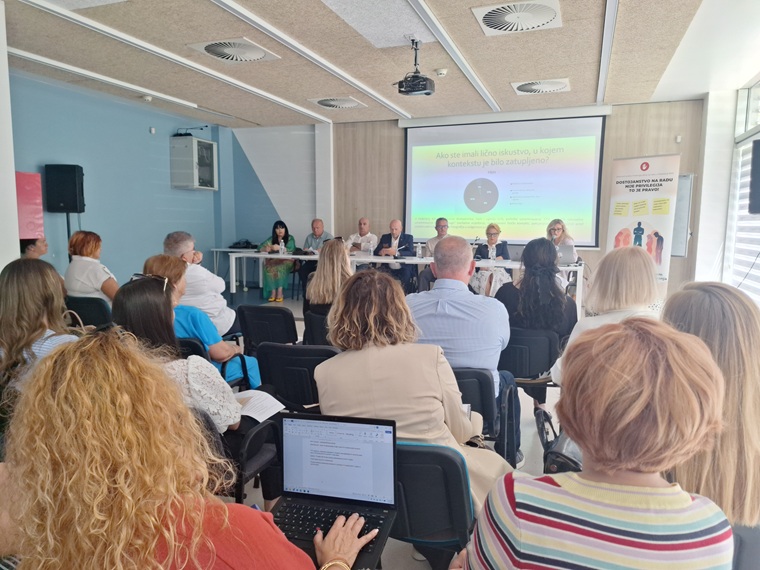 Predstavnica UPFBiH učestvovala na Javnom forumu o zaštiti od uznemiravanja na radu