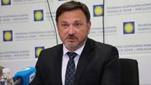 Hasičević komentirao pune prodavnice u Istočnom Sarajevu nedjeljom: "Kunu se u BiH, a postavljaju entitetske granice kao linije koje nas razdvajaju"