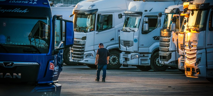 Poslodavci traže hitnu akciju vlasti i konačno rješavanje problema rada i boravka  profesionalnih vozača na području Europske unije